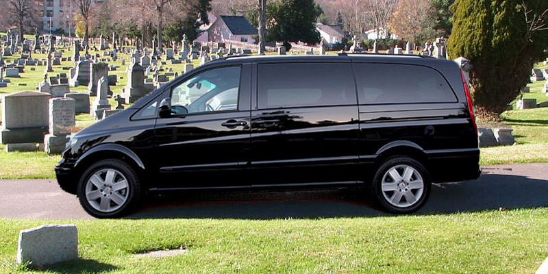 funeral car for family